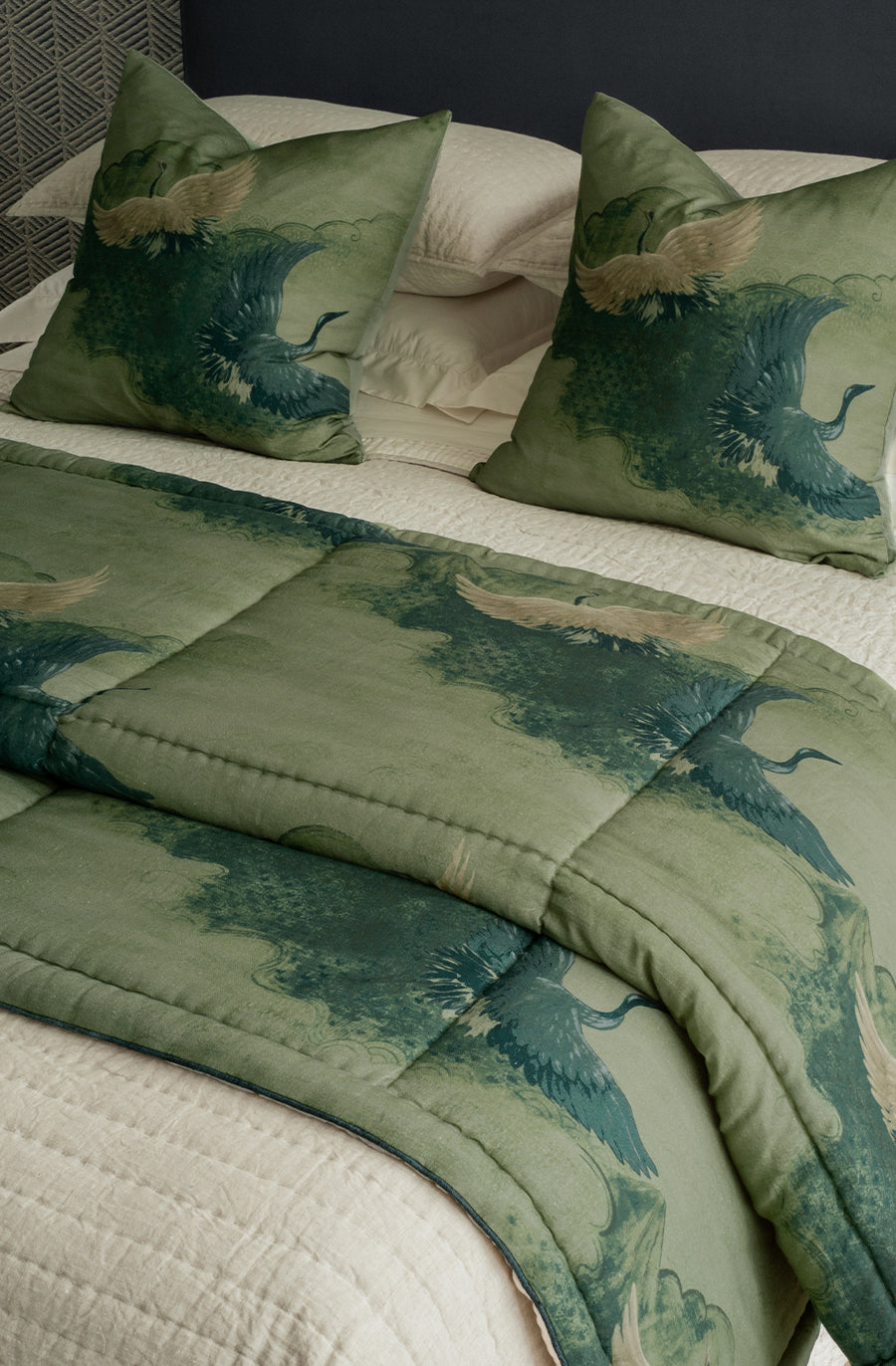 Tsuru Spruce Comforter