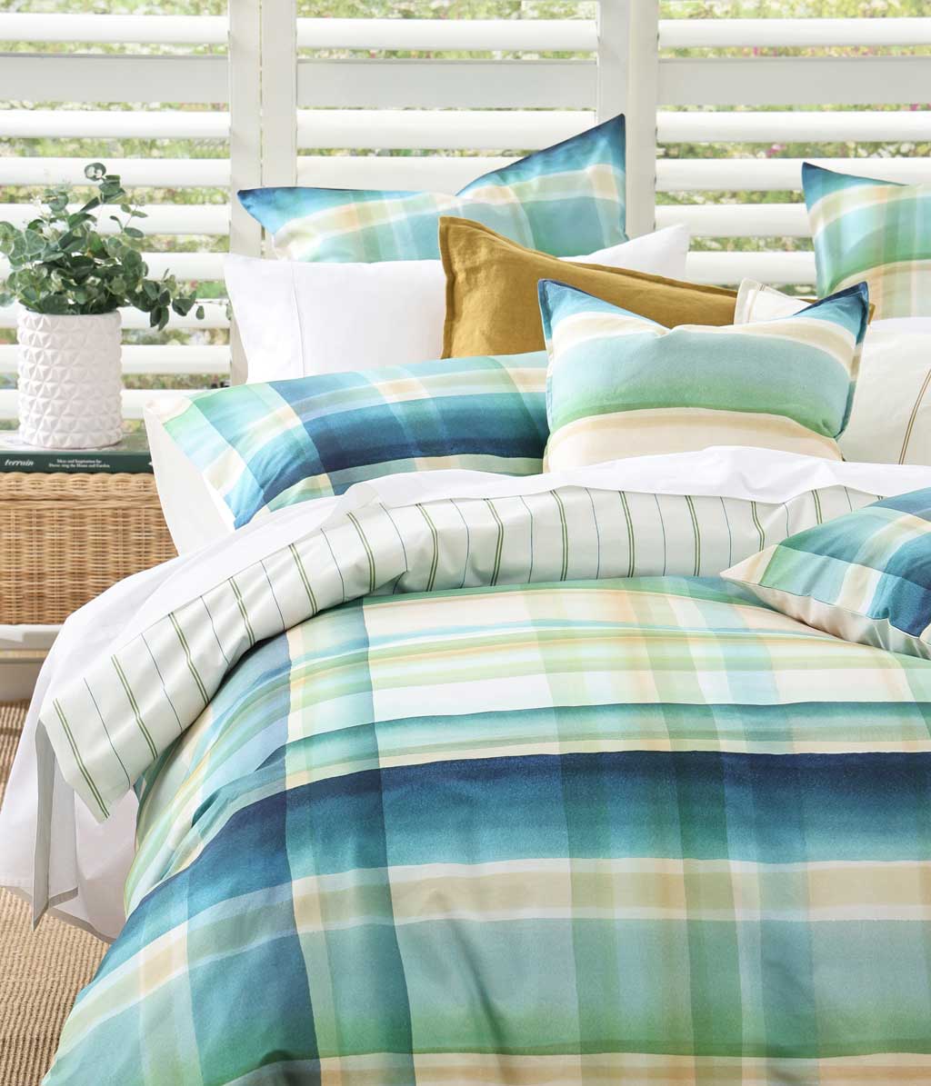 Freddie Reversible Duvet Set