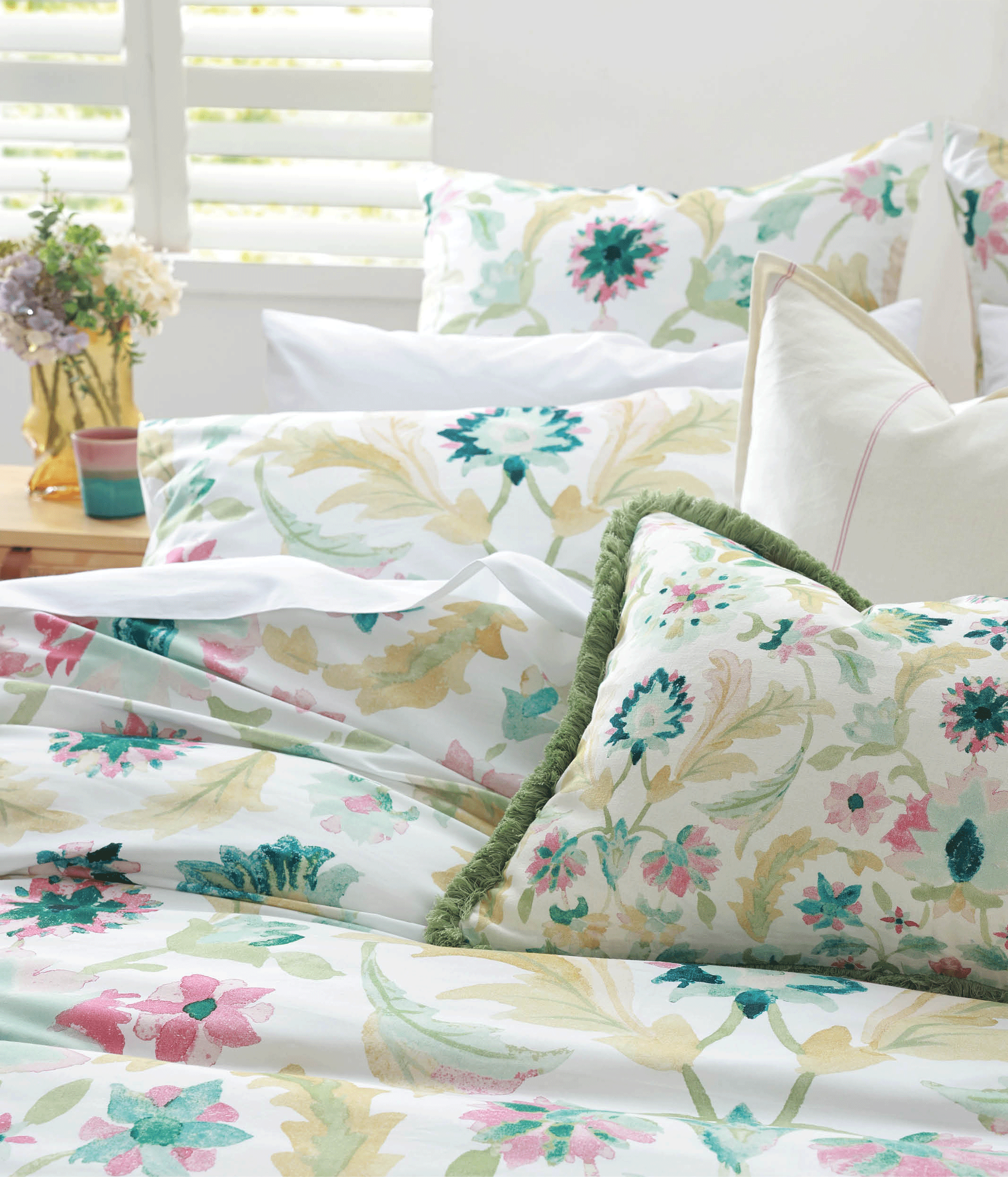 Freya Reversible Duvet Set