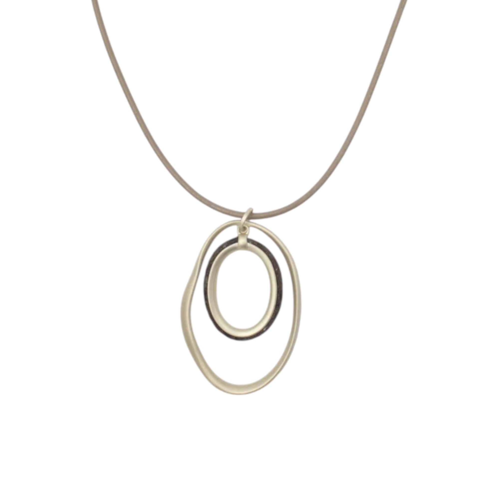 GN800 Beau Ginger Snap Pendant