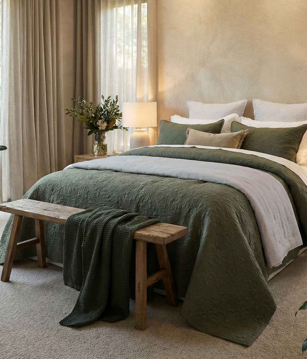 Hawthorne Bedspread Set Ivy
