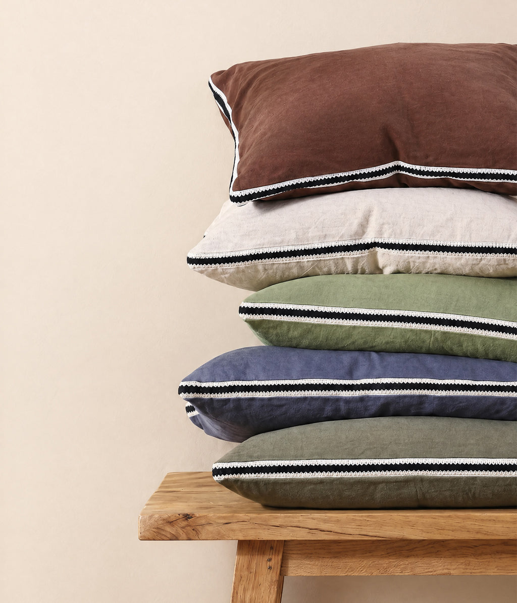 Linea Cushion Cover Leaf