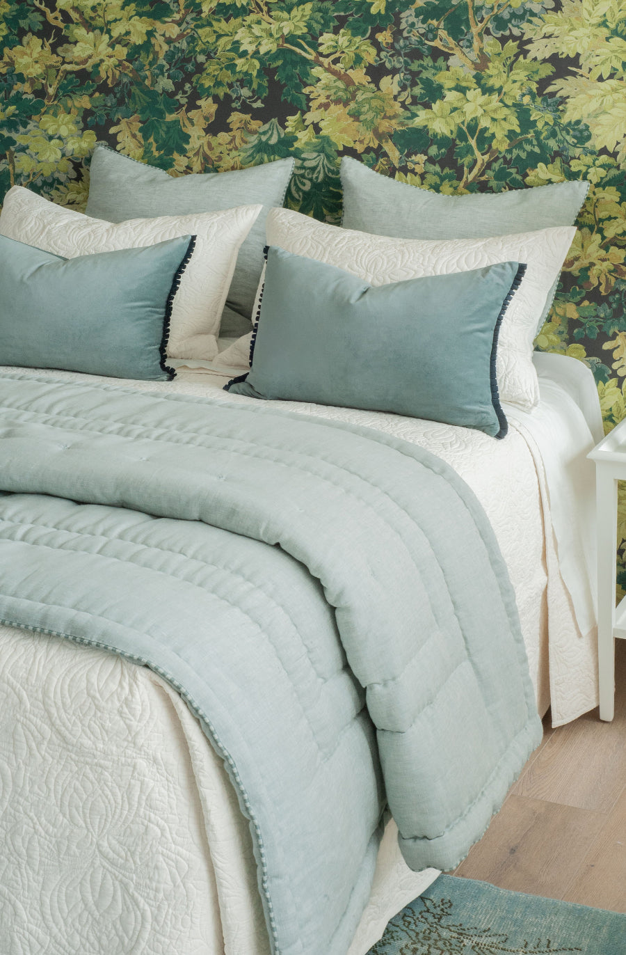 Luchesi Duck Egg Comforter