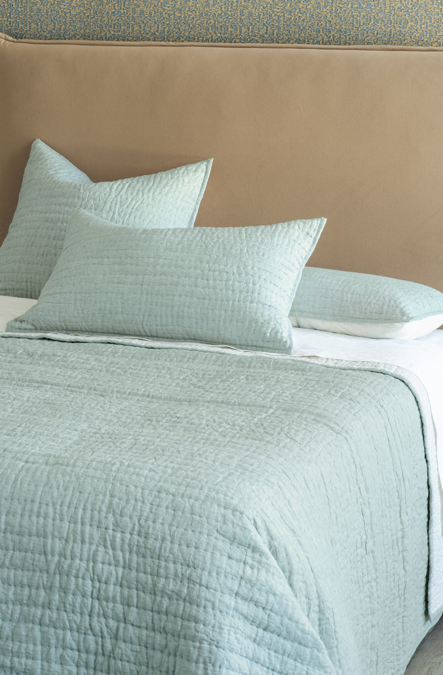 Misaka Duck Egg Bedspread