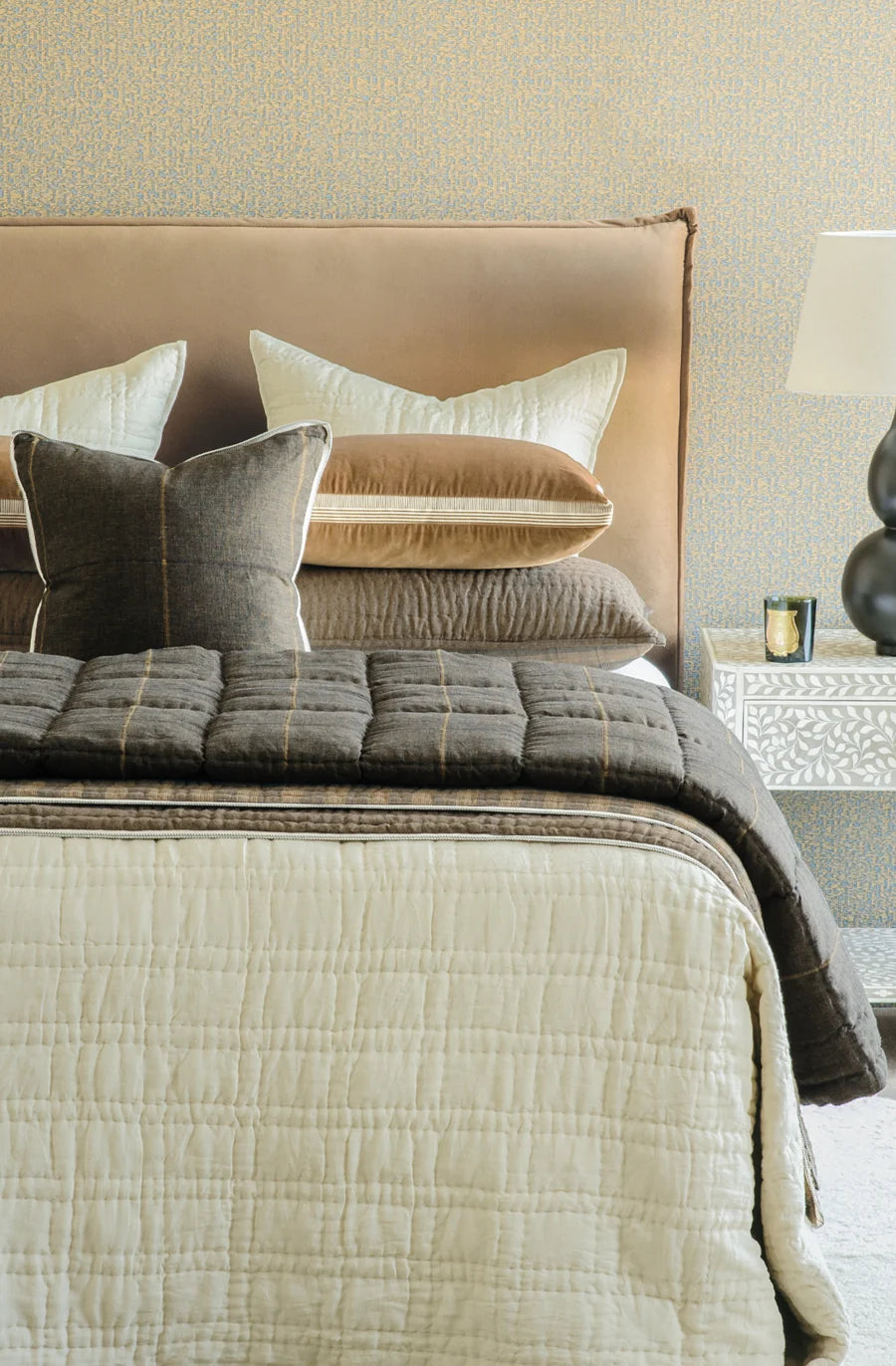 Bianca Lorenne Piazza Natural Bedspread