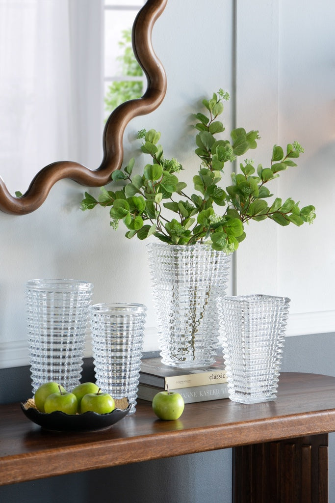 GLASS VASE