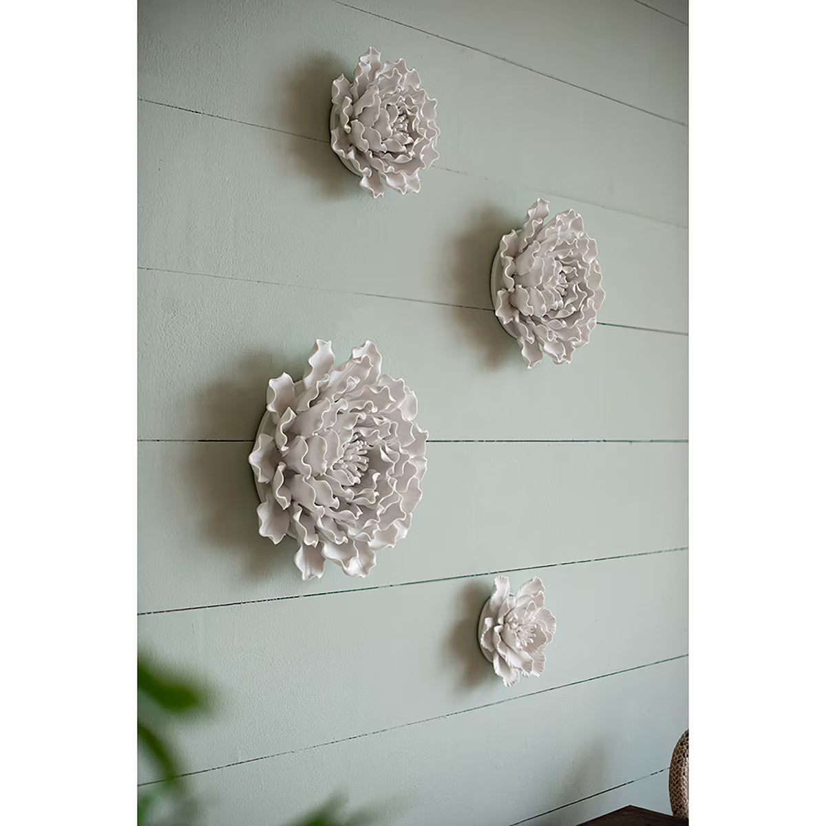 Handmade White Ceramic Flower Wall Hang 18.5cm