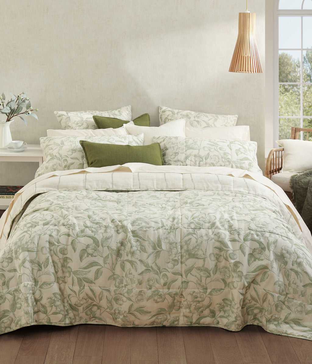 Verdun Bedspread Set
