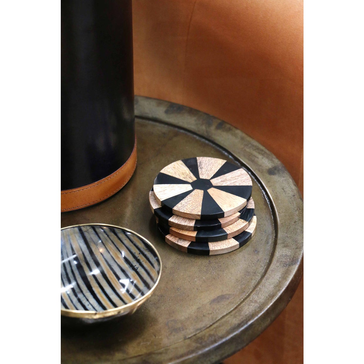 Soho Horn & Wood Coaster Sets