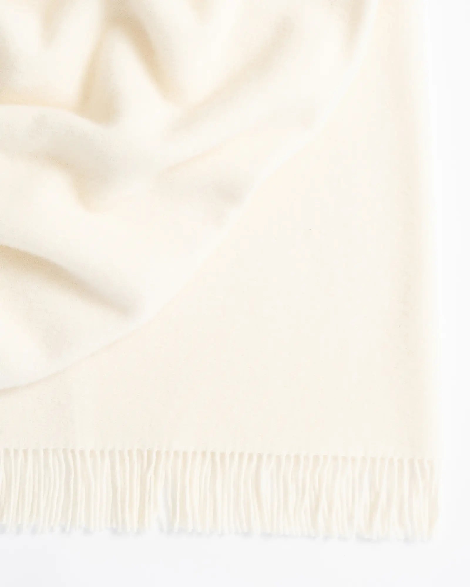 Weave Home Nevis Pure Lambswool Throw Blanket in Snow