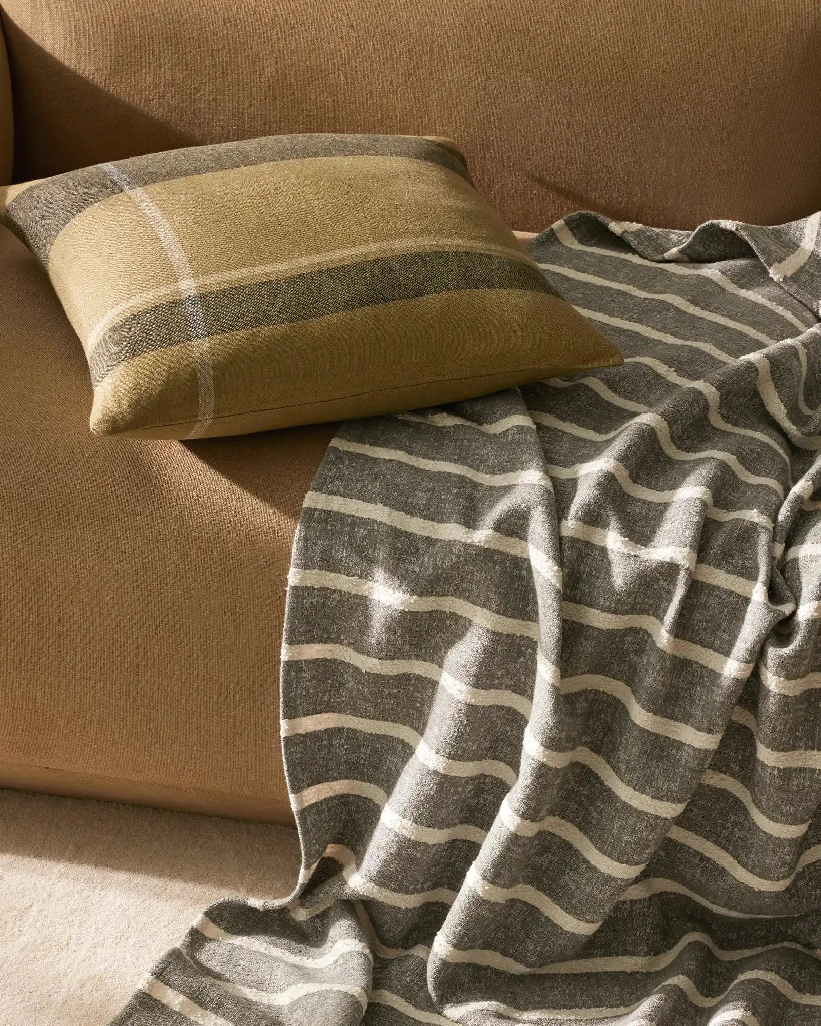 Weave Piazza Mineral Throw