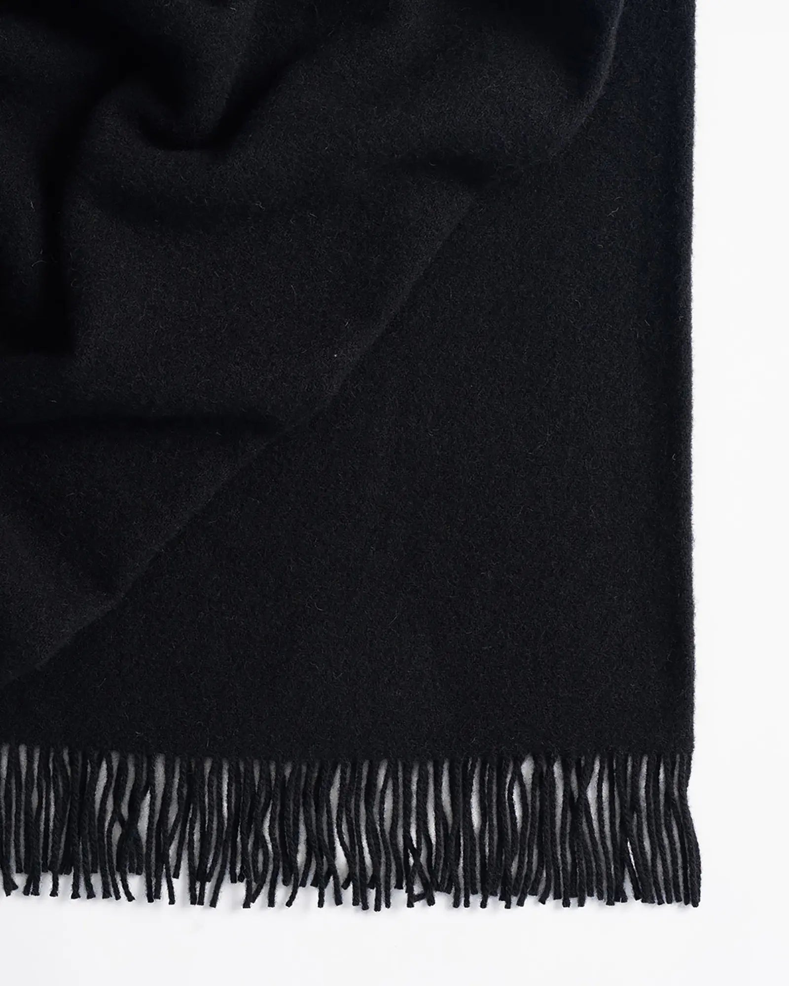 Weave Home Nevis Lambswool Throw in Black