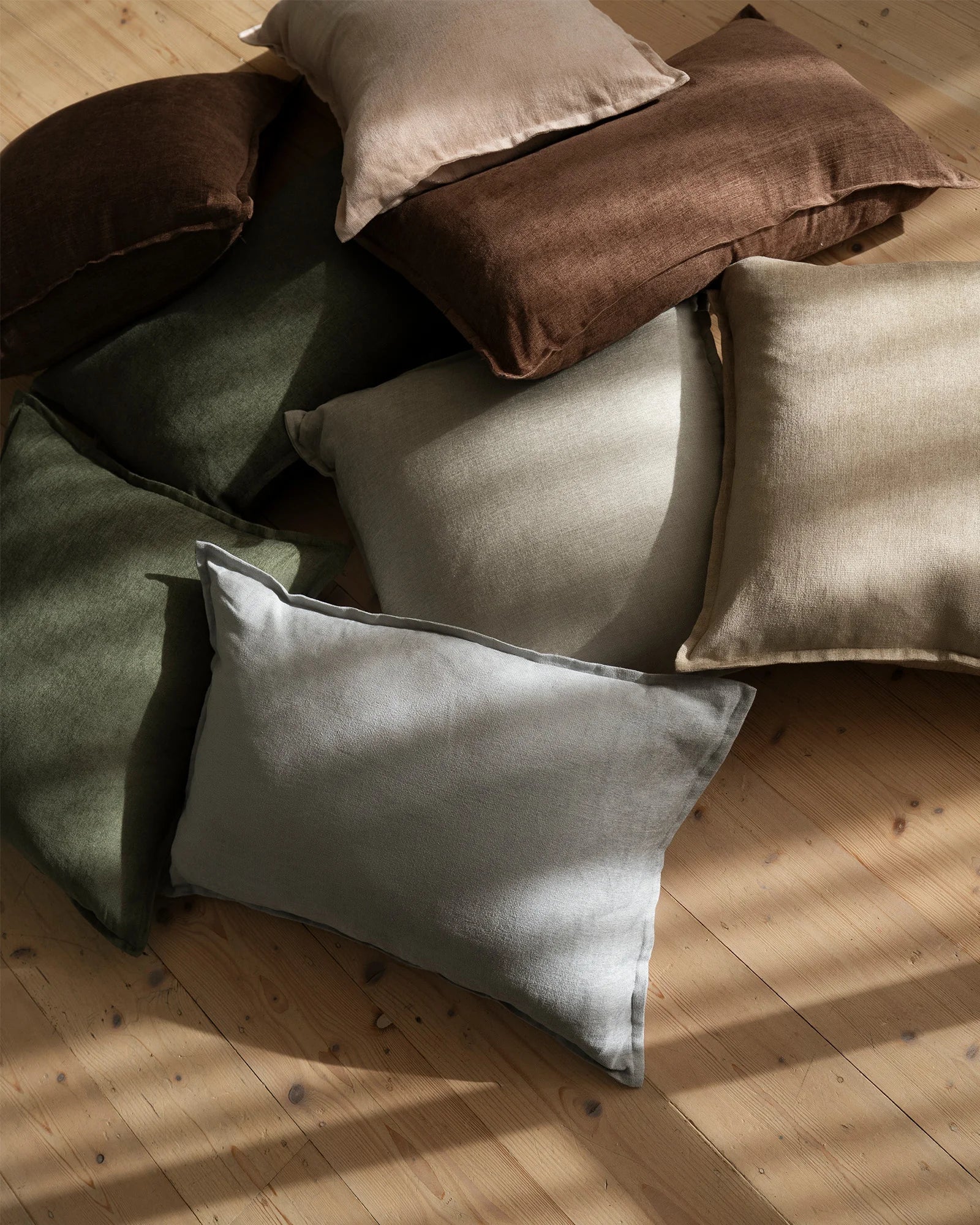 Weave Home Fiore Cushion Olive