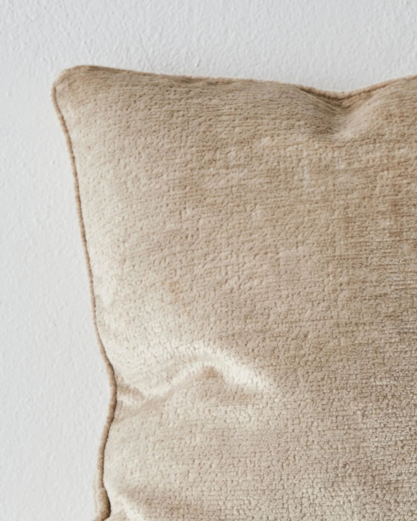 Weave Home Tempo Chenille Cushion Oatmeal