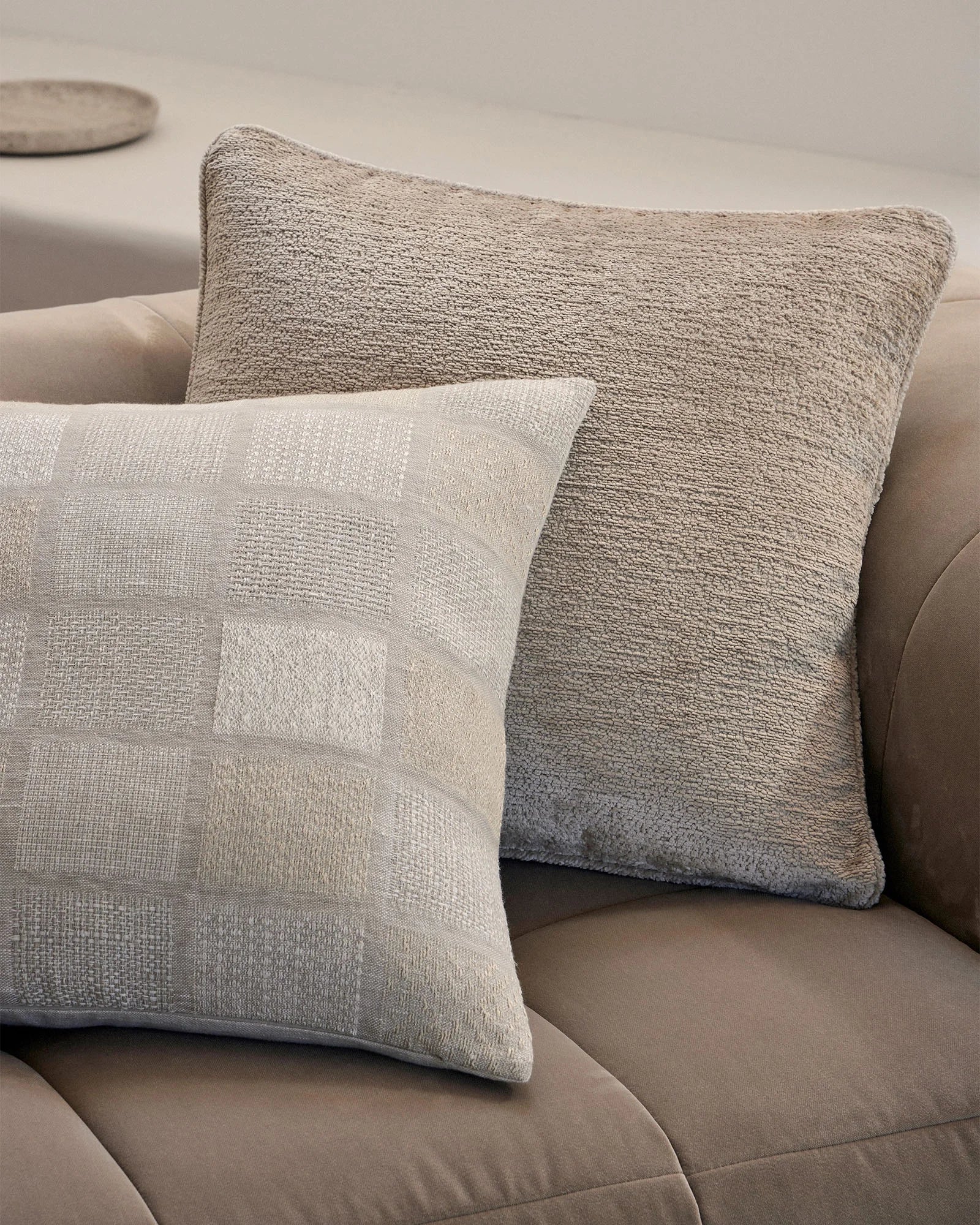Weave Home Tempo Chenille Cushion Oatmeal