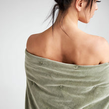 Venus Cotton Velvet Quilted Throw - Oilve