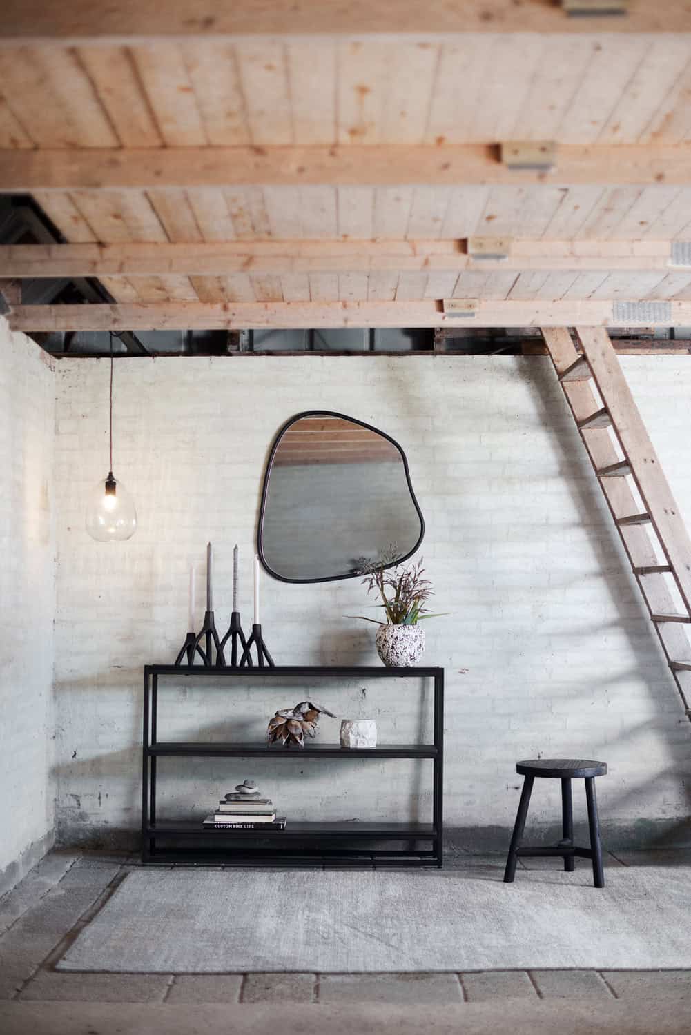 MUUBS Aion Nordic Candle holder Small - Black - 13.4cm Tall  - Available August