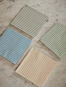BROSTE Copenhagen Paper Napkin Dolly - Black/Off-White 20 Pack - 33cm wide