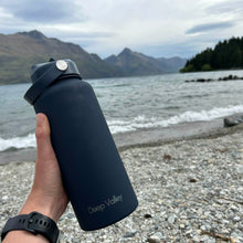 Bundle: Indigo Blue 1L Insulated Bottle + Black DayTrip Mini Bag