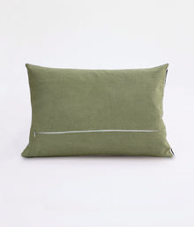 Linea Cushion Leaf