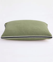 Linea Cushion Leaf
