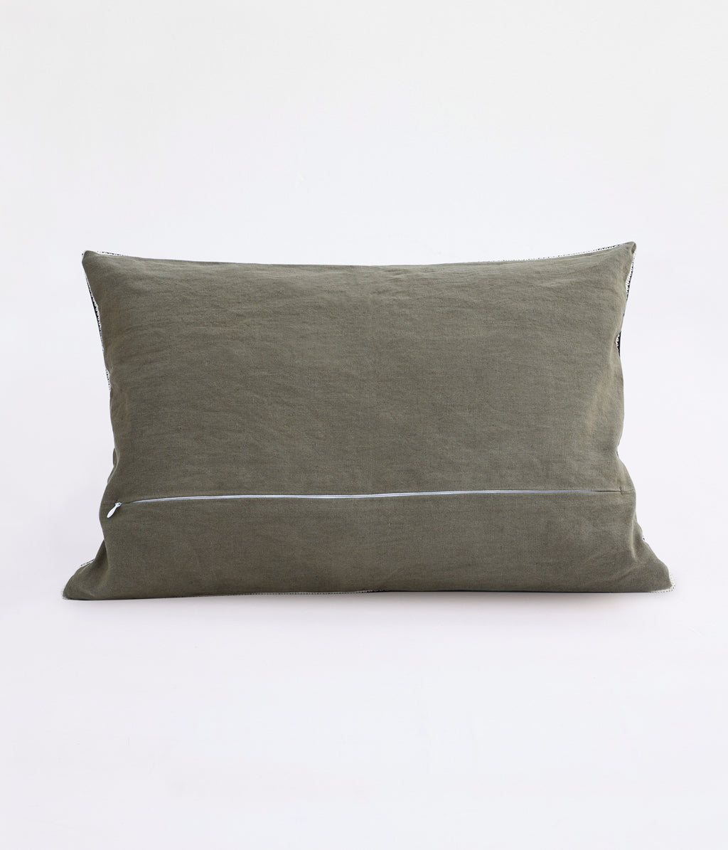 Linea Cushion Olive