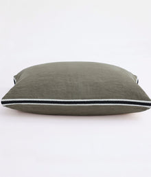 Linea Cushion Olive