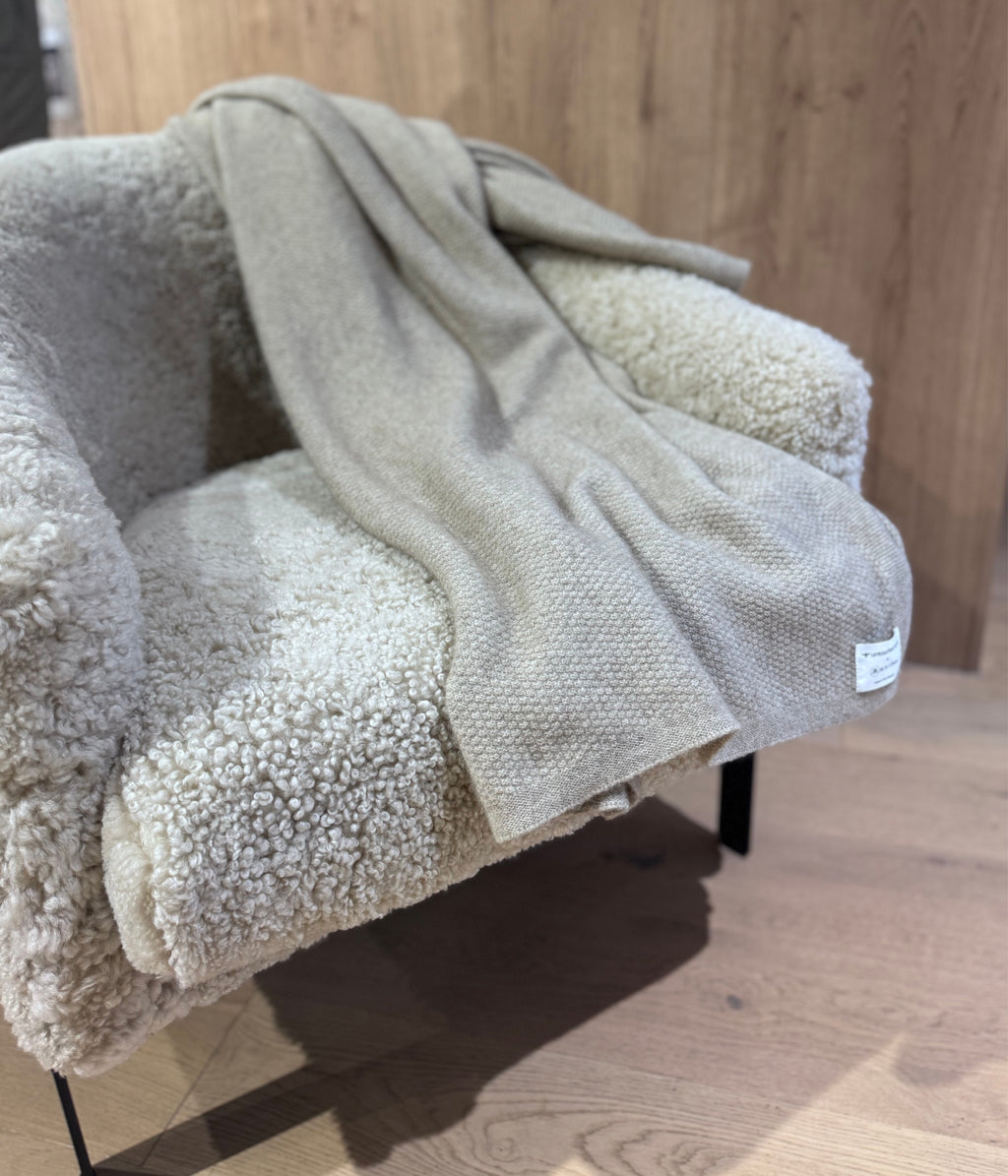 Moss Blanket Latte