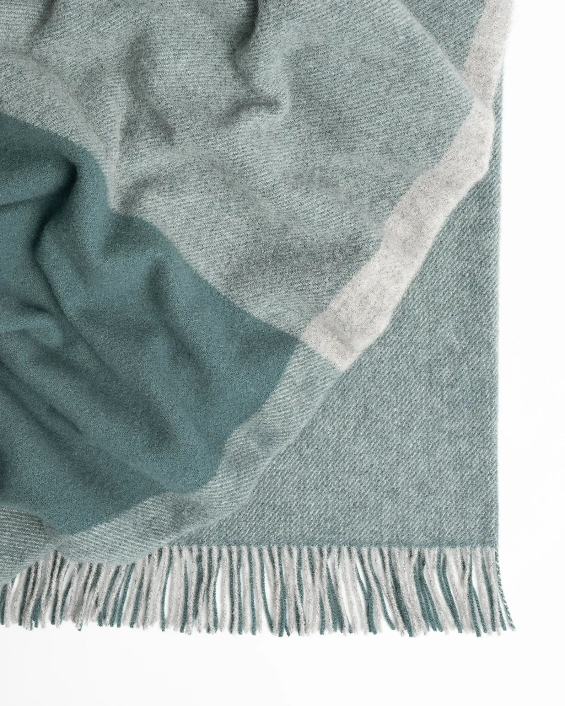 Weave Riverton Throw - Sea