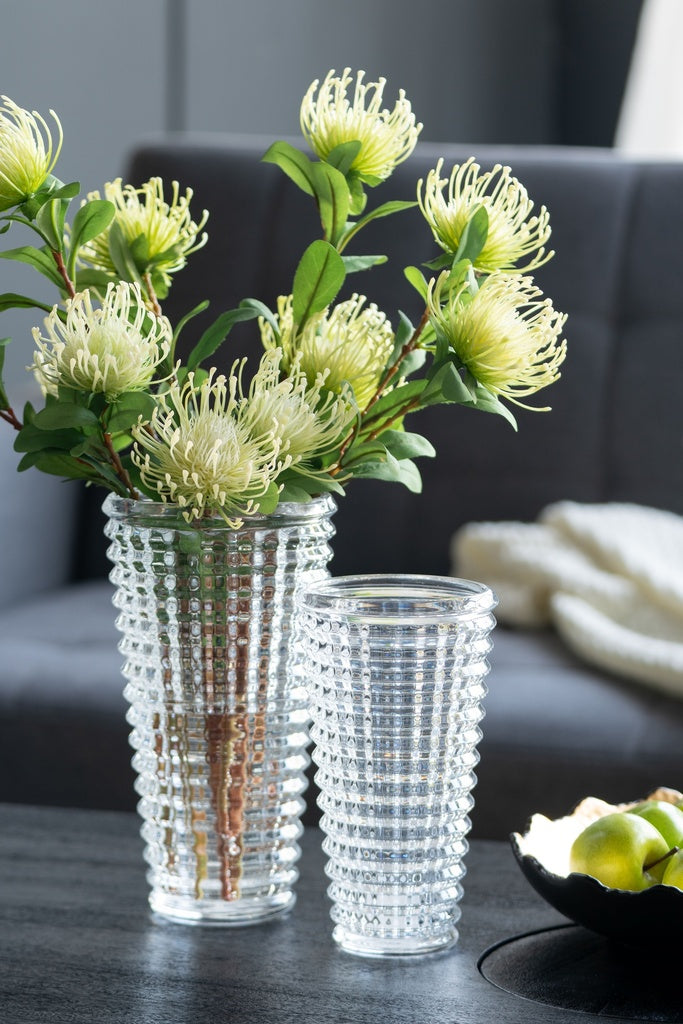 GLASS VASE