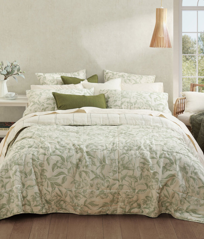Verdun Bedspread Set