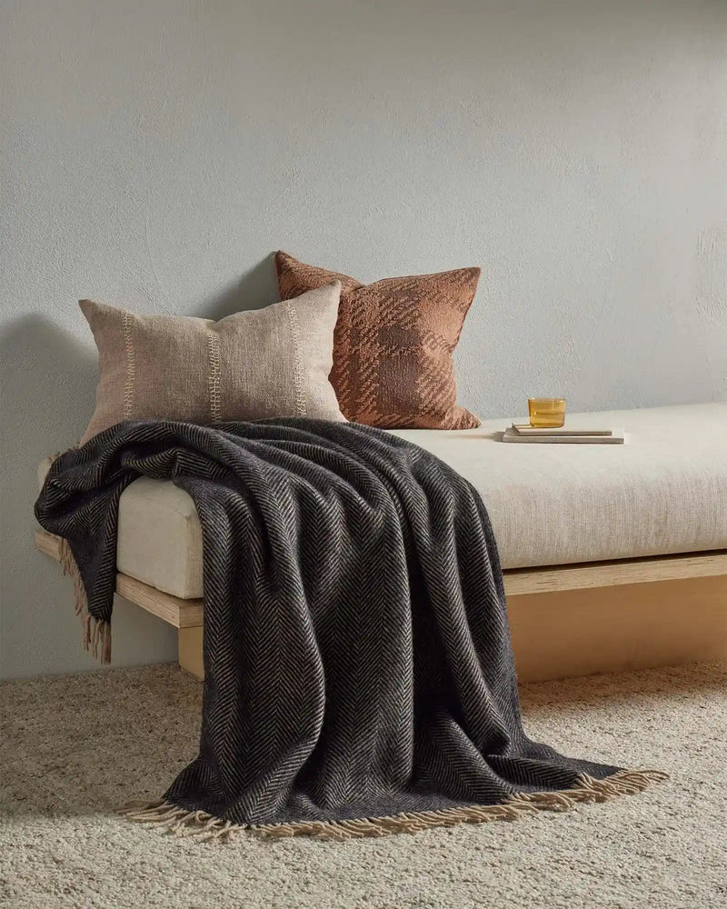 Weave Lerwick Throw Range