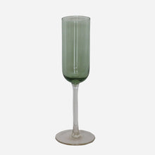 CHAMPAGNE GLASS