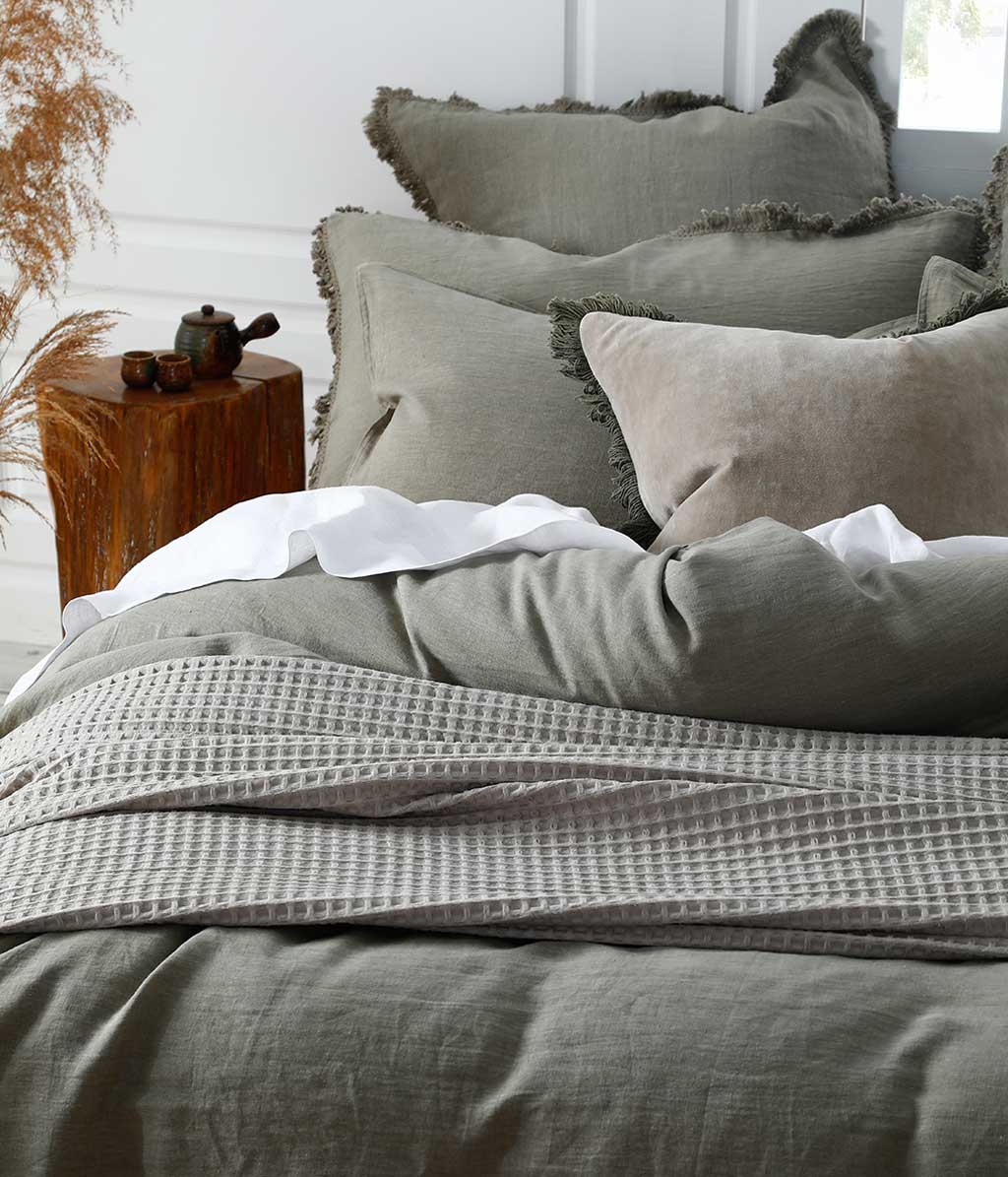 Laundered Linen Tassel Euro Set Olive