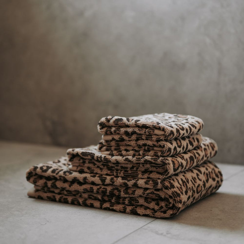 Baksana Leopard Jacquard Towels