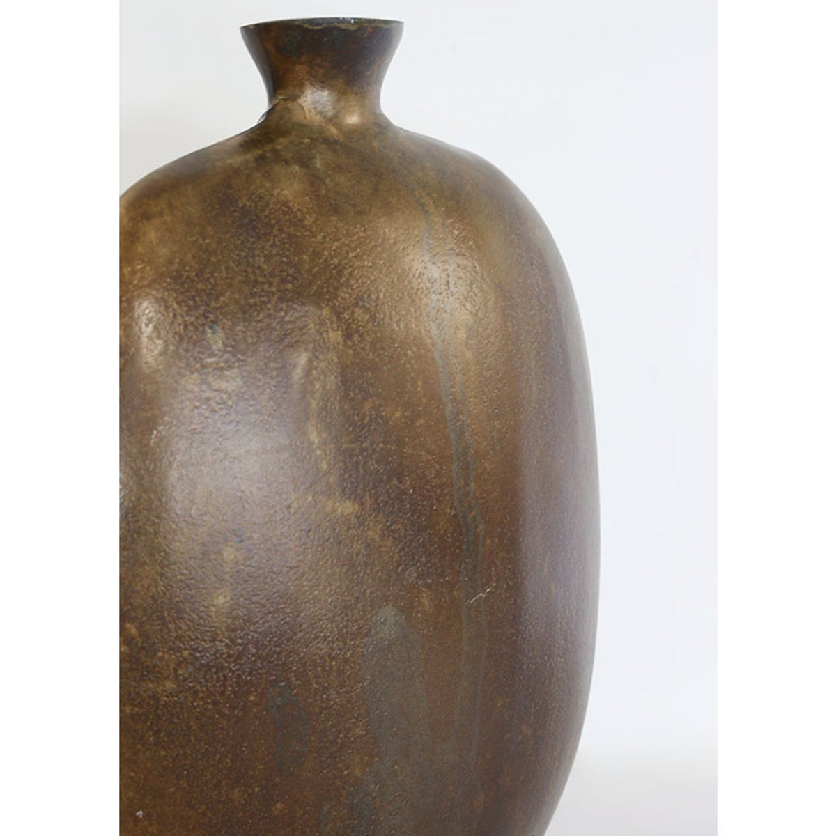 Casablanca Med Urn Vase in Reactive Brass Finish