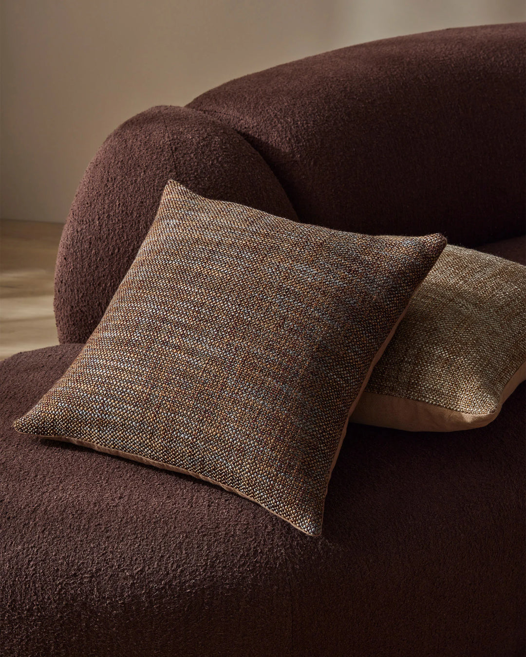 Weave Castel Cushion - Auburn