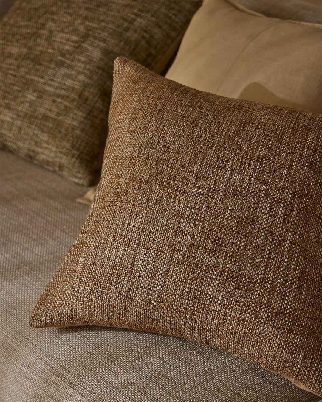 Weave Castel Cushion - Auburn