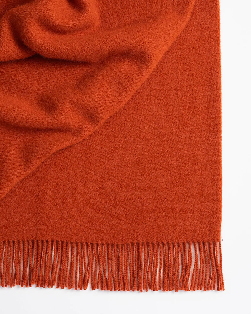Weave Home Nevis Lambswool Throw in Umber